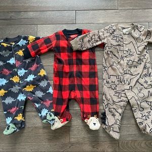 SEVEN Fleece Baby Outfits - varying sizes